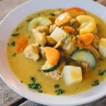 Curry chicken stew